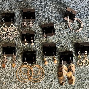BUNDLE EARRINGS
